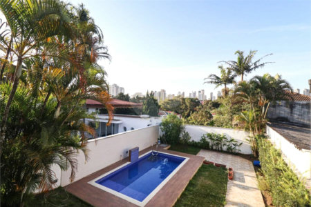 Casa Térrea à venda com 6 quartos, sendo 4 suítes, em Brooklin Paulista, São Paulo, SP