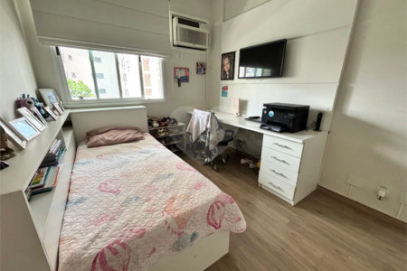 Apartamento à venda com 4 quartos, sendo 2 suítes, em Tijuca, Rio de Janeiro, RJ
