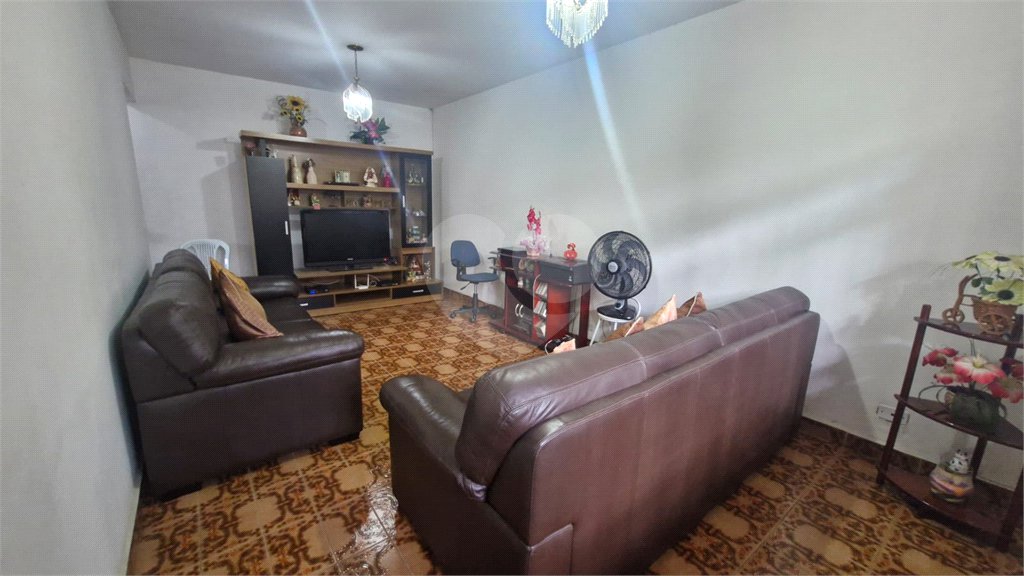 Sobrado à venda com 3 quartos, sendo 1 suíte, em Campo Grande, São Paulo, SP