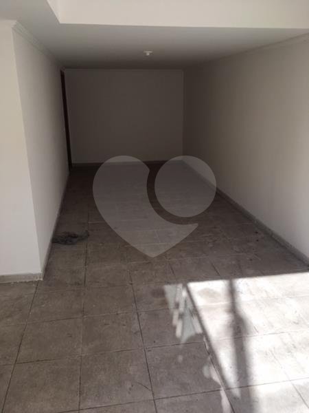 Sobrado à venda com 2 suítes em Jardim Monte Kemel, São Paulo, SP