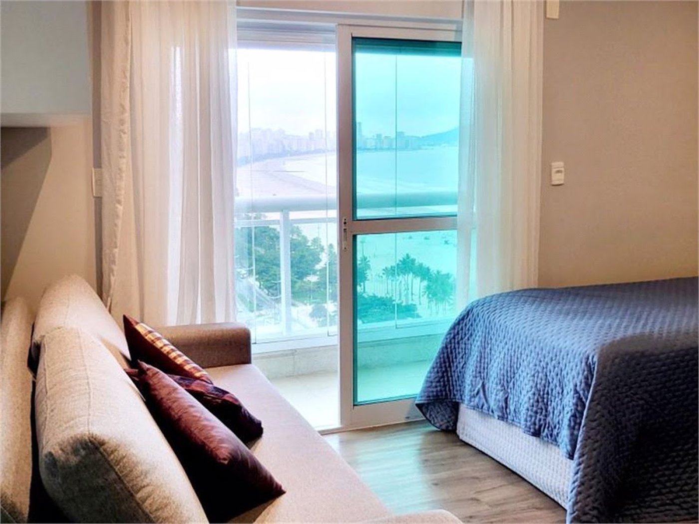 Apartamento Residencial à venda, Gonzaga, Santos - AP1684.