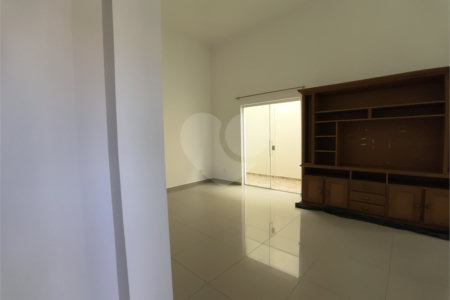 Casa à venda com 3 quartos, sendo 1 suíte,  em Jardim Pagliato, Sorocaba, SP
