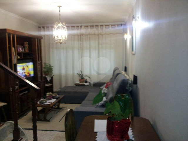 Sobrado à venda com 3 quartos, sendo 1 suíte,  em Horto Florestal, São Paulo, SP