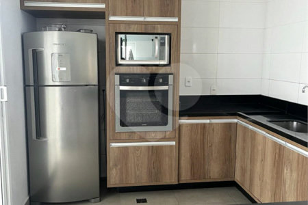 Casa à venda com 3 suítes no condomínio Campos do Conde Ii, Paulínia - SP