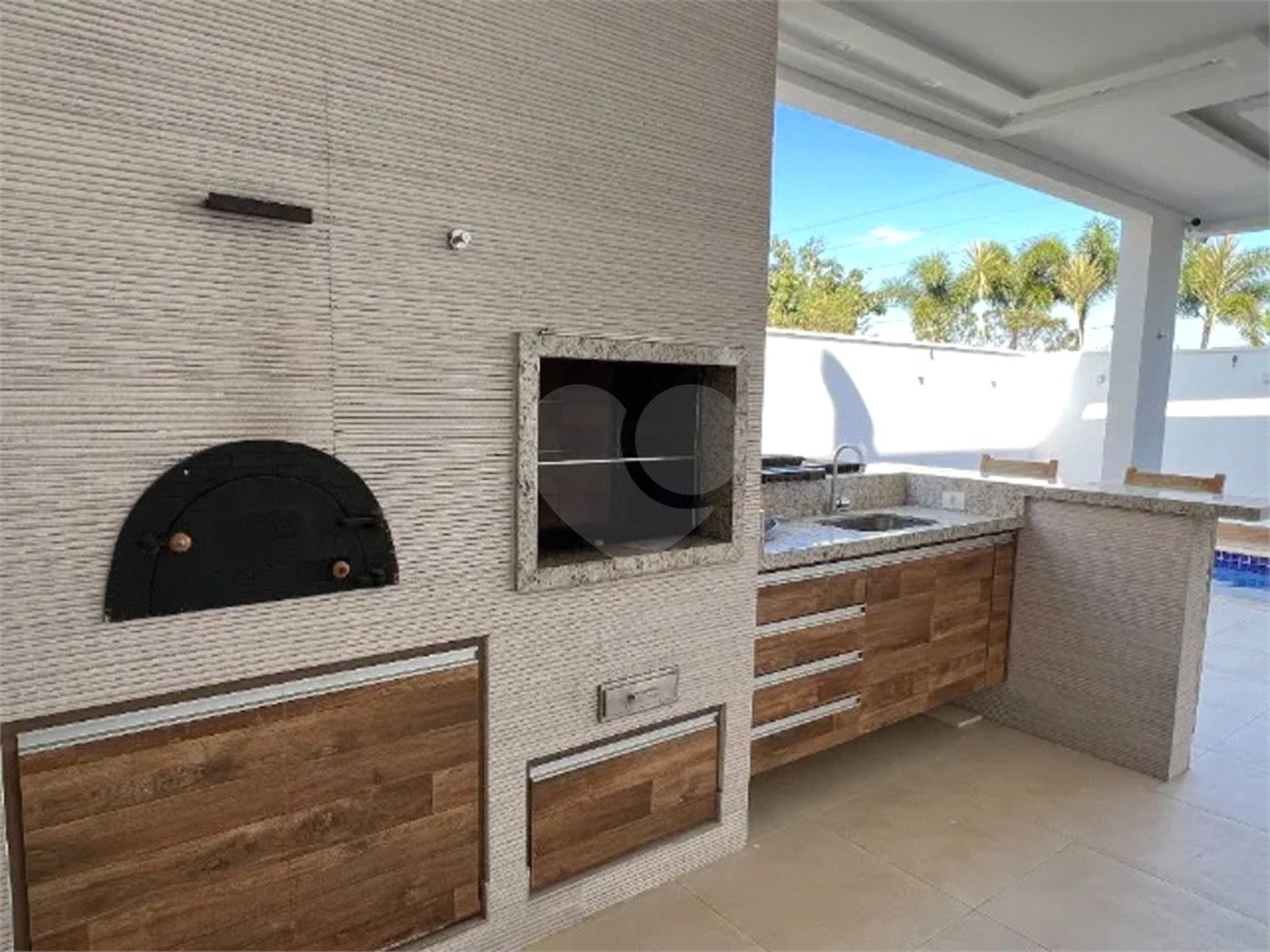 Casa à venda com 4 suítes no condomínio Jardim do Golfe 3, São José dos Campos - SP