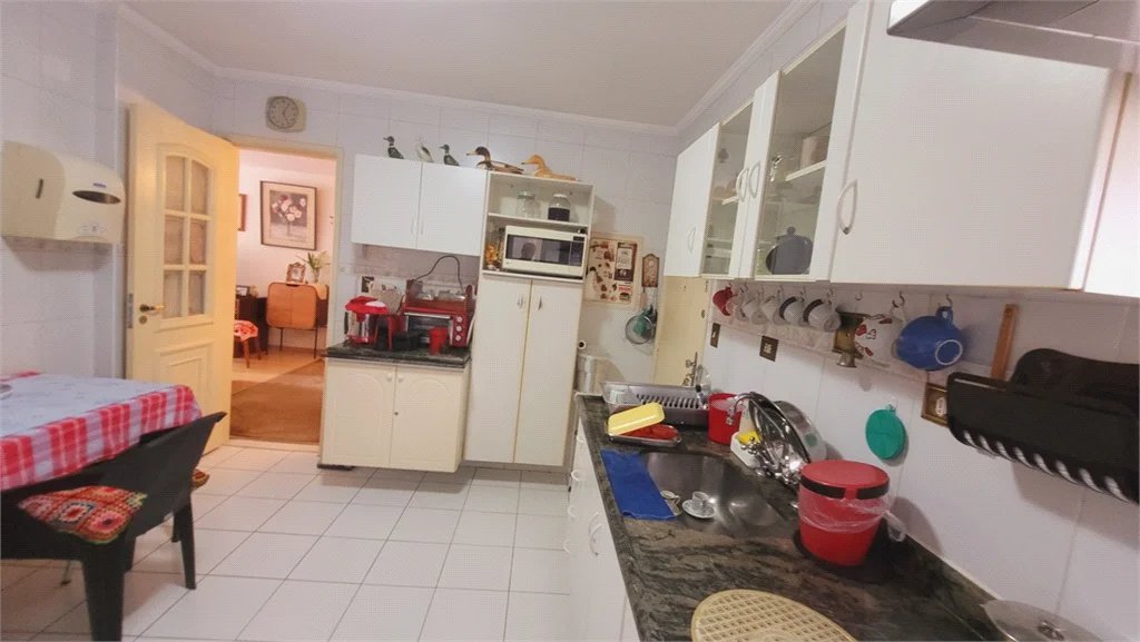 Apartamento à venda com 2 quartos, sendo 1 suíte, em Pinheiros, São Paulo, SP