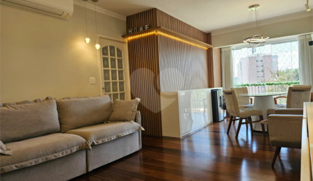 Apartamento à venda com 3 quartos, sendo 1 suíte,  em Santo Amaro, São Paulo, SP