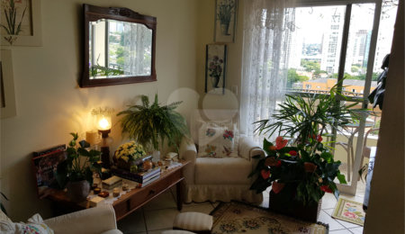 Apartamento à venda com 2 quartos, sendo 1 suíte,  em Chácara Santo Antônio, São Paulo, SP
