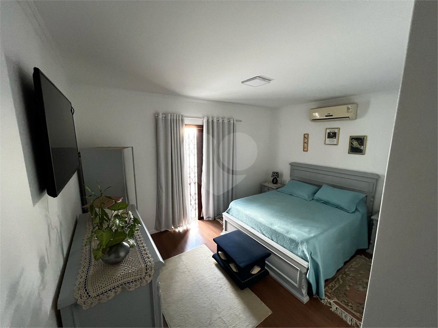 Casa à venda com 3 suítes em Vila Oliveira, Mogi das Cruzes, SP
