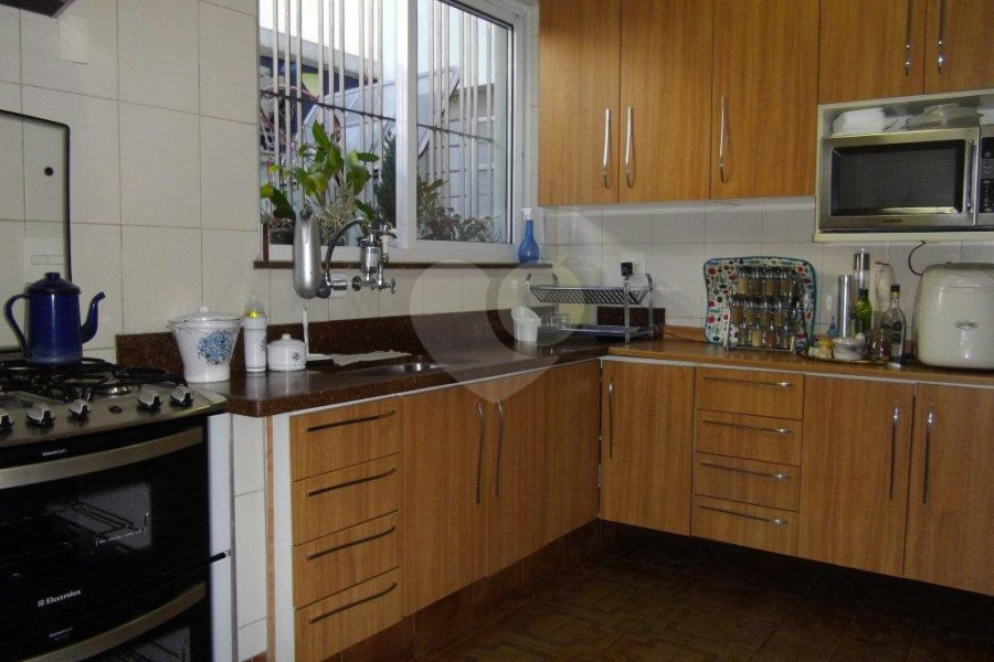 Sobrado à venda com 5 quartos em Santana, São Paulo, SP