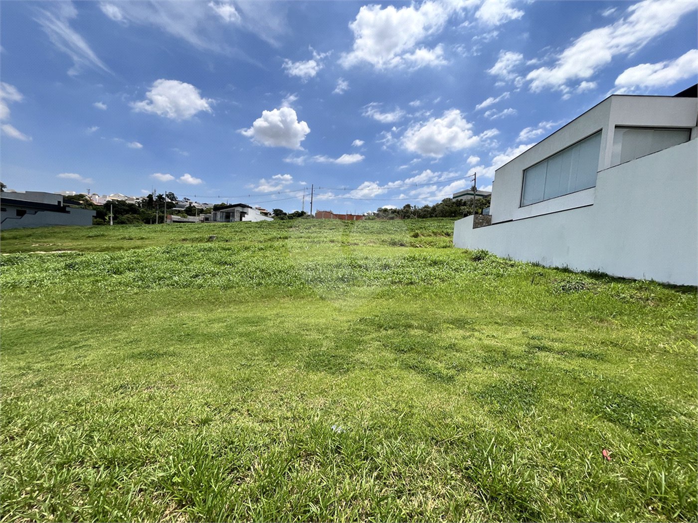 Terreno à venda no condomínio Bougainville, Sorocaba - SP