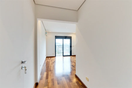 Apartamento à venda ou para alugar com 4 suítes em Alto da Boa Vista, São Paulo, SP