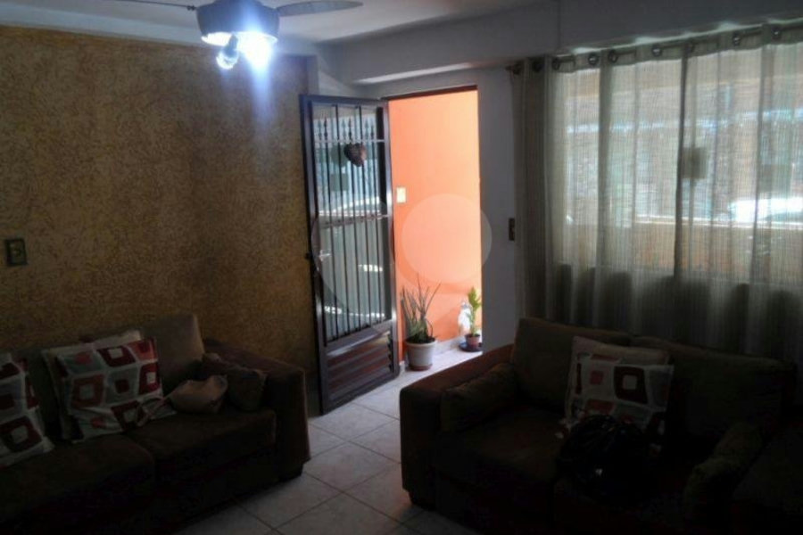 Casa de Vila à venda com 3 quartos em Tremembé, São Paulo, SP