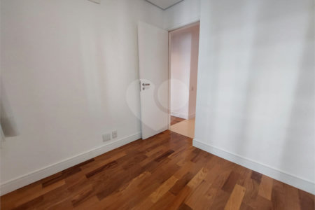 Apartamento à venda com 3 quartos, sendo 1 suíte, em Vila Leopoldina, São Paulo, SP