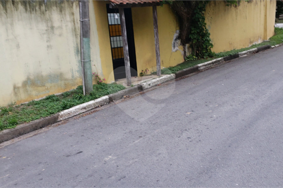 Casa à venda com 4 quartos, sendo 1 suíte, em Serra da Cantareira, Mairiporã, SP