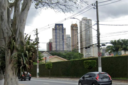 Terreno à venda no condomínio Jd Leonor, São Paulo - SP