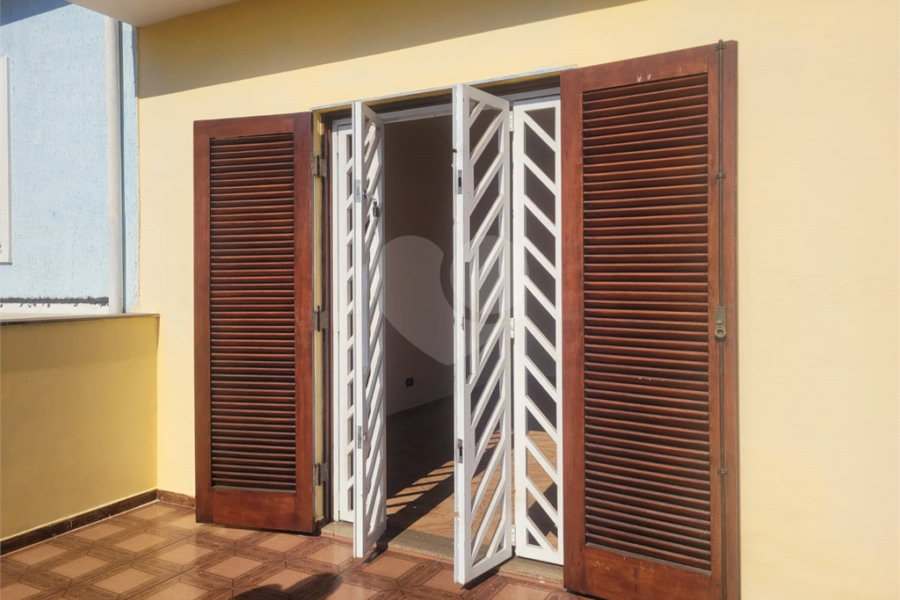 Sobrado à venda com 3 quartos, sendo 1 suíte,  em Vila Ester (zona Norte), São Paulo, SP