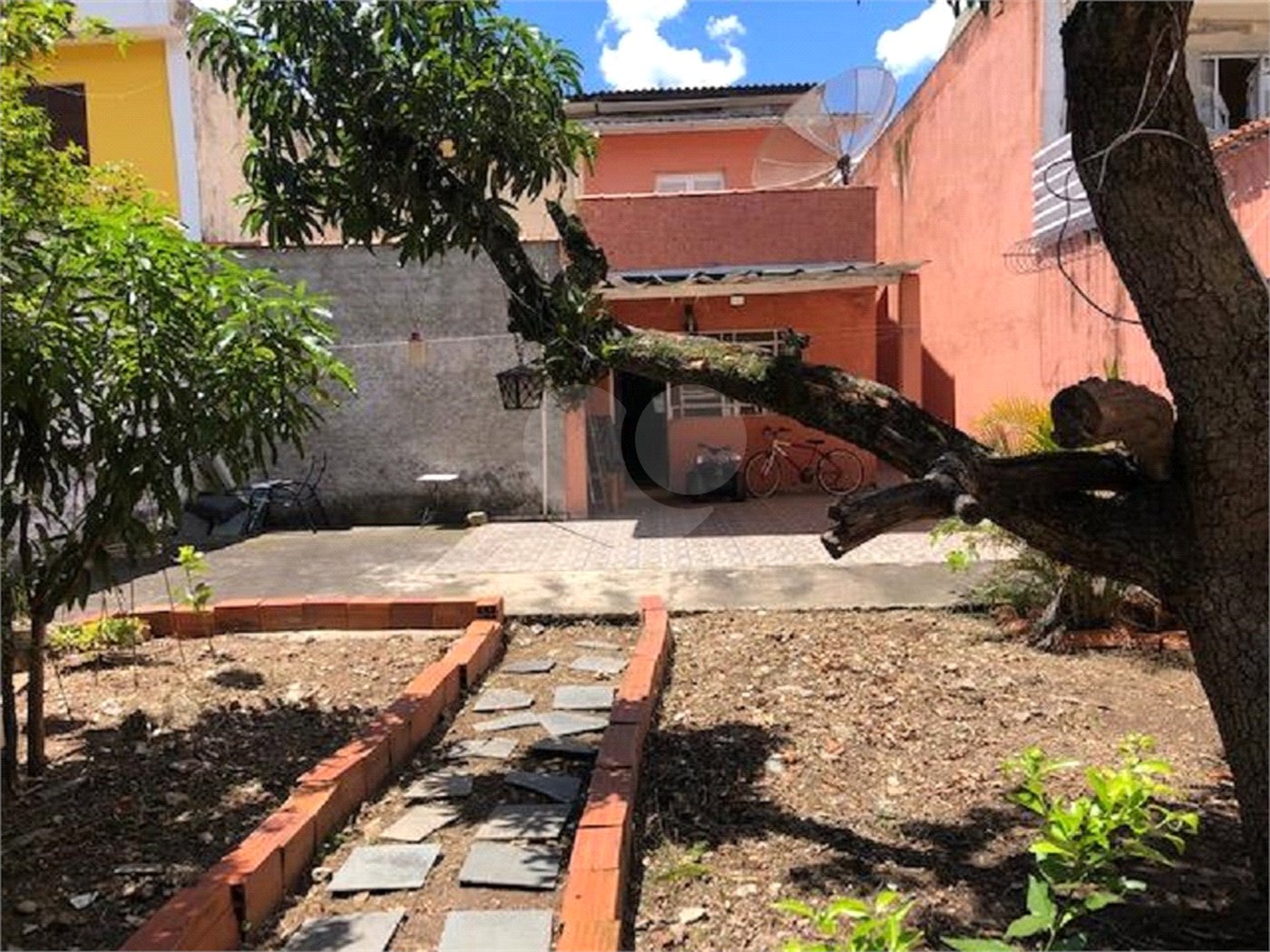 Sobrado à venda com 2 quartos em Vila Vitório Mazzei, São Paulo, SP