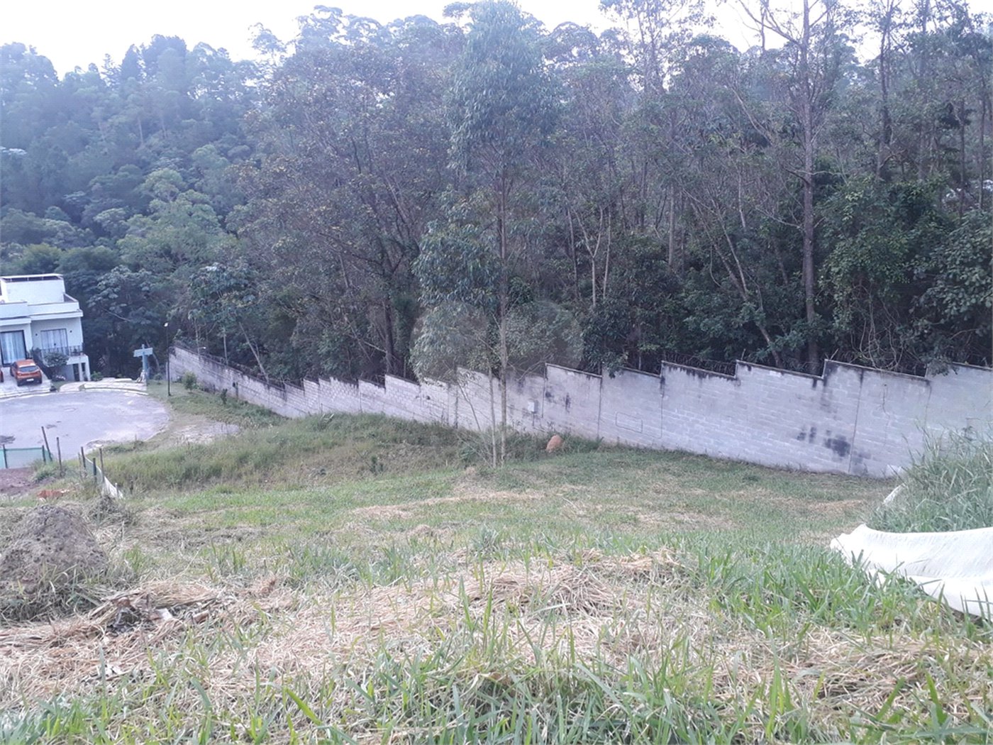 Terreno à venda no condomínio Mosaico da Serra, Mogi das Cruzes - SP
