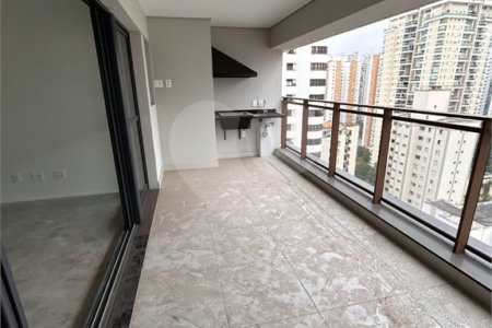 Apartamento à venda com 2 suítes em Campo Belo, São Paulo, SP