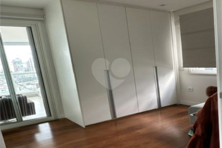 Apartamento à venda com 1 suíte em Itaim Bibi, São Paulo, SP