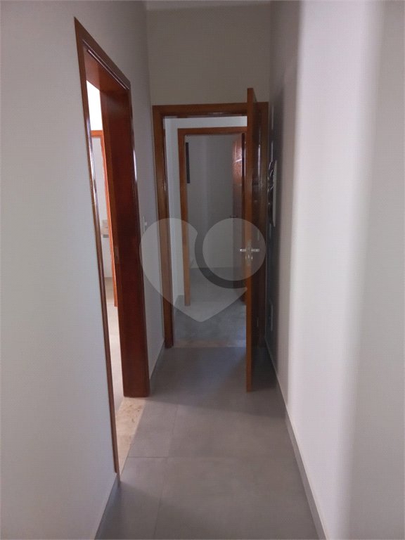 Casa à venda com 3 suítes no condomínio Reserva Real, Paulínia - SP