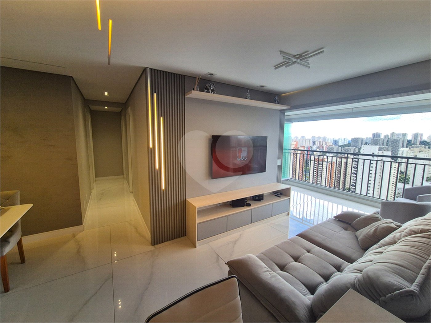 Apartamento à venda com 3 quartos, sendo 2 suítes, em Jardim Caboré, São Paulo, SP