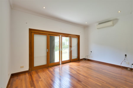 Casa Térrea à venda com 5 quartos, sendo 3 suítes, em Alto da Boa Vista, São Paulo, SP