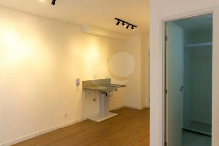 Apartamento à venda com 1 suíte em Jardim das Acácias, São Paulo, SP