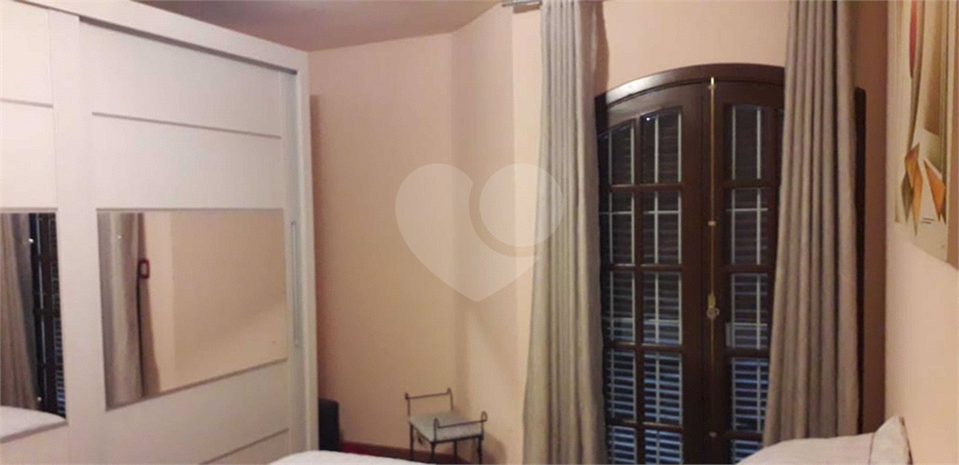 Casa à venda com 3 quartos, sendo 1 suíte, em Vila Gustavo, São Paulo, SP