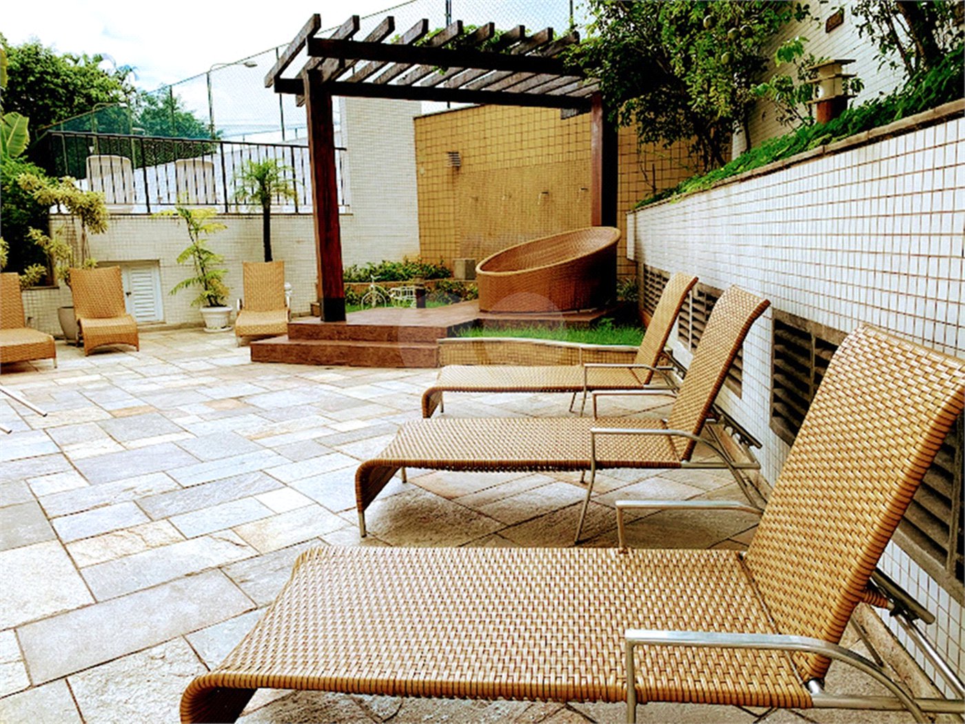 Apartamento à venda ou para alugar com 4 quartos, sendo 2 suítes, em Santana, São Paulo, SP