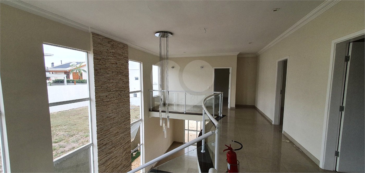 Casa à venda ou para alugar com 3 suítes no condomínio Jardim Vila Paradiso, Indaiatuba - SP