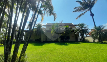 Casa à venda com 4 suítes no condomínio Parque Imperial da Cantareira, Mairiporã - SP