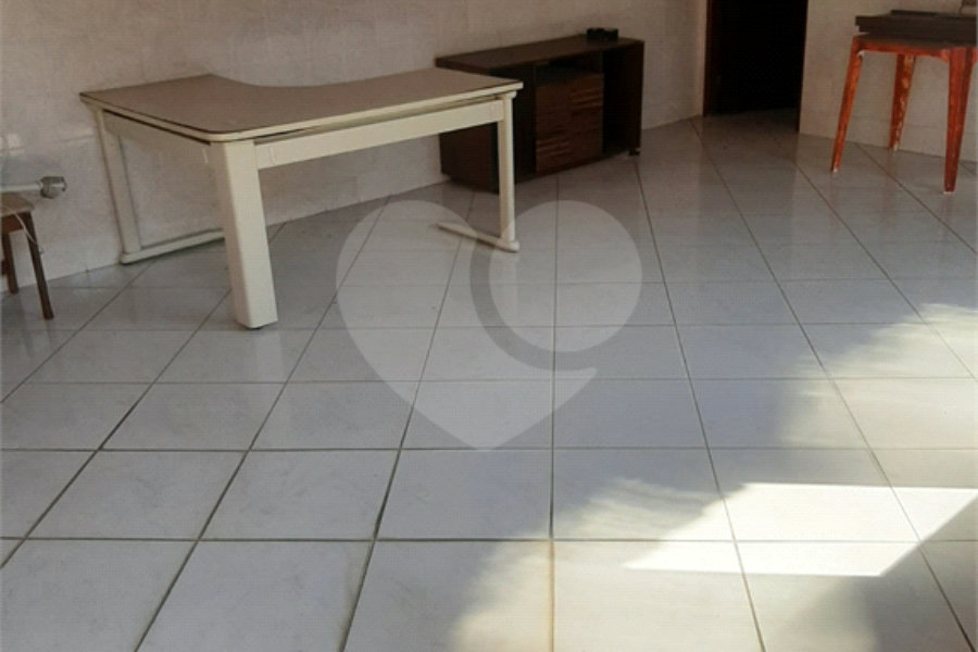 Sobrado à venda com 3 quartos, sendo 1 suíte, em Tremembé, São Paulo, SP