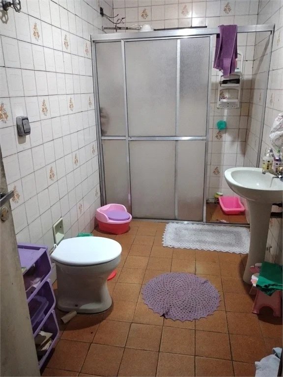 Casa à venda com 4 quartos, sendo 1 suíte, em Jardim das Palmas, São Paulo, SP