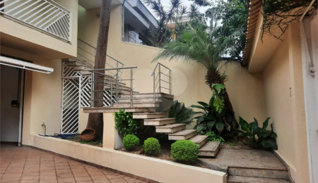 Sobrado à venda com 4 suítes em Tremembé, São Paulo, SP