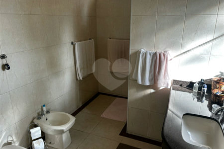 Casa à venda com 4 quartos, sendo 2 suítes, em Vila Aparecida, Itapetininga, SP