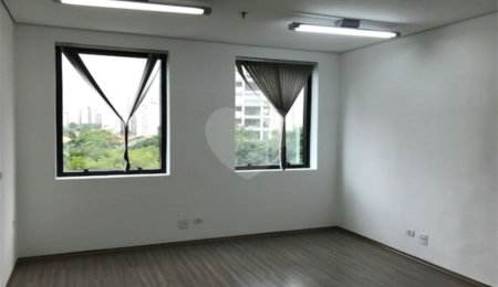 Sala à venda em Cidade Monções, São Paulo, SP