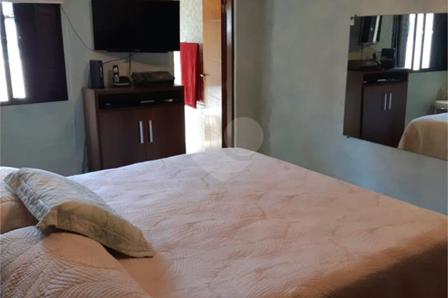 Sobrado à venda com 4 quartos, sendo 1 suíte, em Vila Guilherme, São Paulo, SP