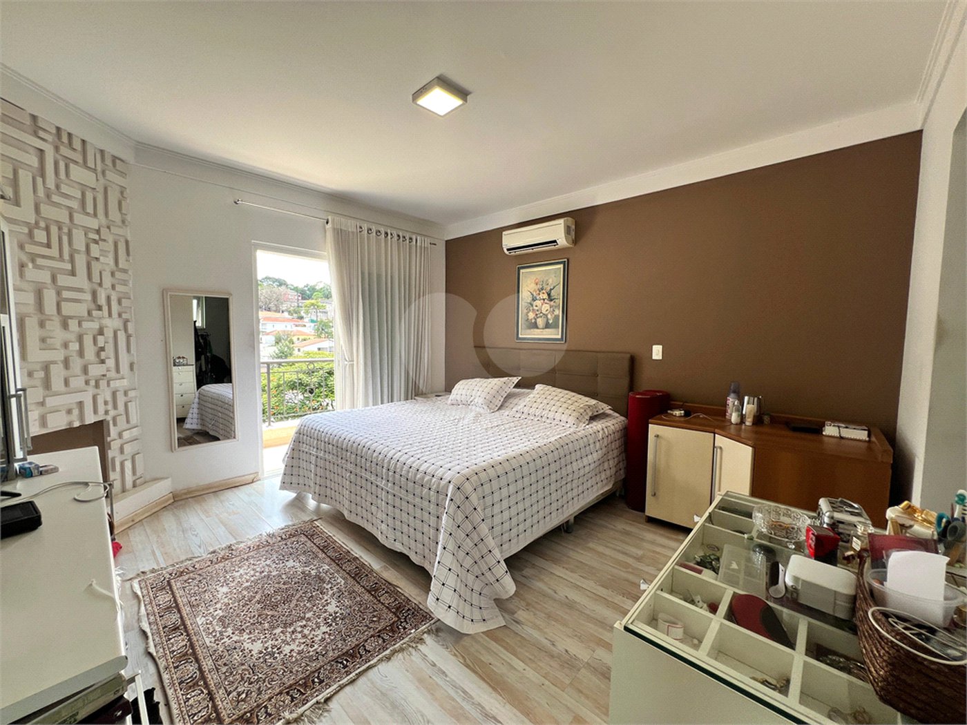 Casa à venda com 3 suítes no condomínio Quinta de Santo Antônio, São Paulo - SP