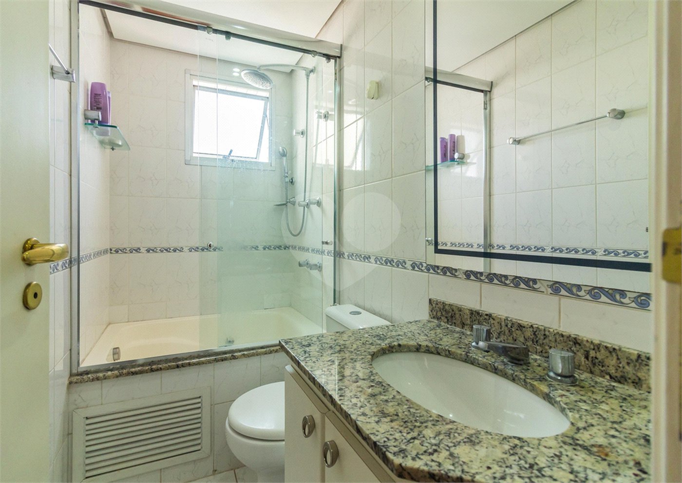 Apartamento à venda com 3 quartos, sendo 1 suíte, em Cambuci, São Paulo, SP