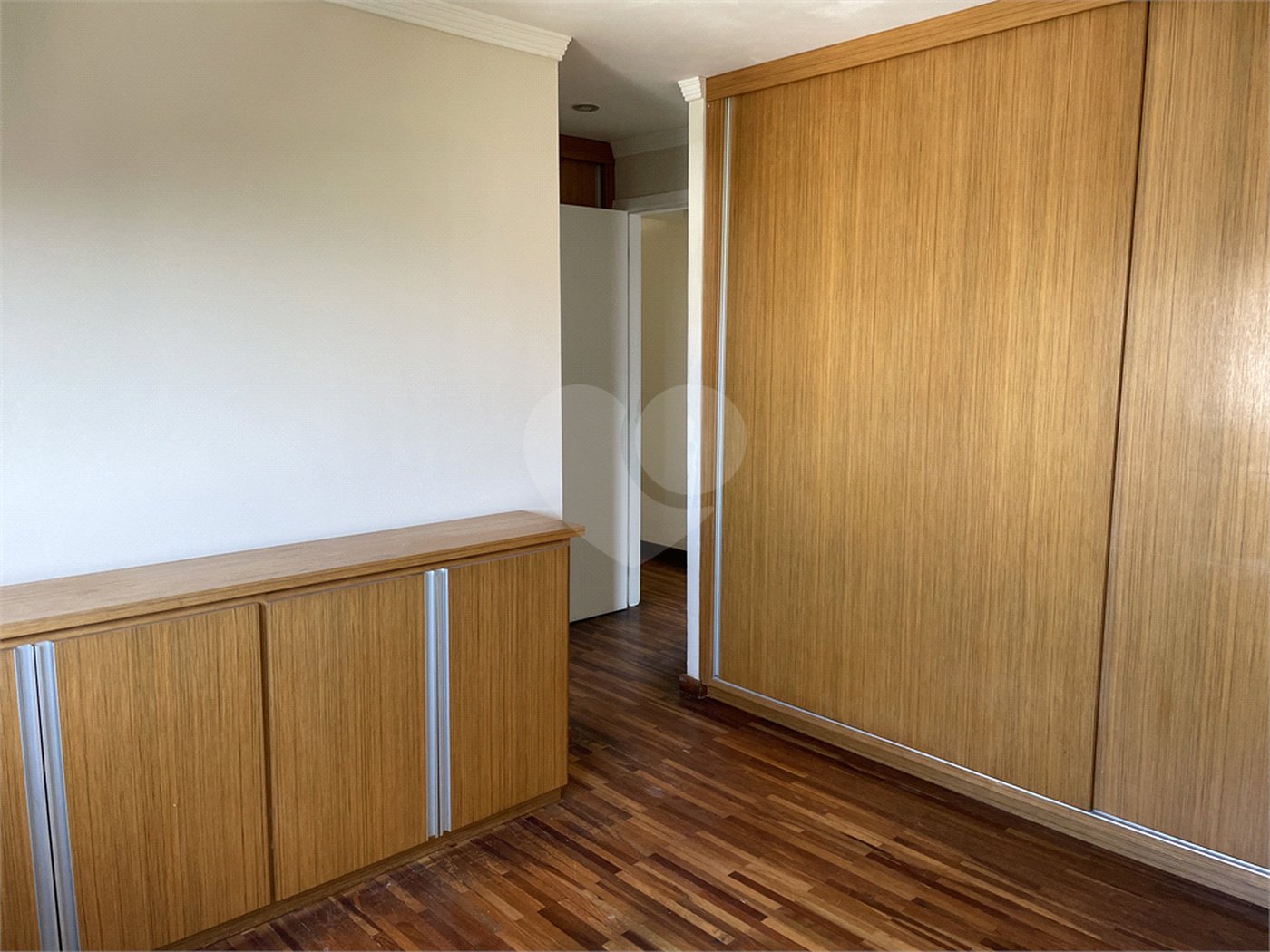 Apartamento à venda com 3 suítes em Jardim Ampliação, São Paulo, SP