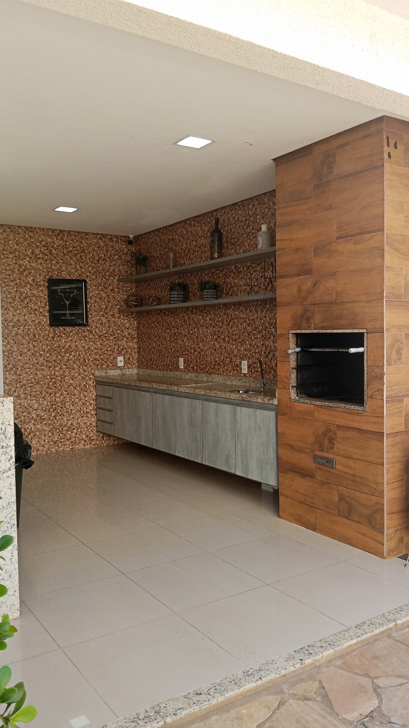 Apartamento à venda com 2 quartos, sendo 1 suíte,  em Antúrios do Campo, Hortolândia, SP