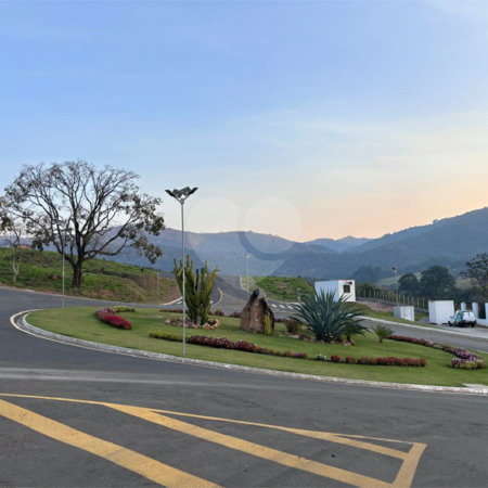 Terreno à venda no condomínio Portal Lamis I, Atibaia - SP