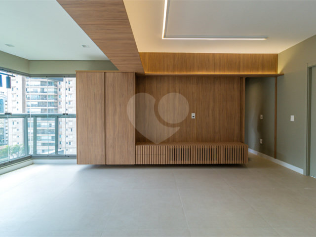 Apartamento à venda com 2 suítes em Brooklin, São Paulo, SP