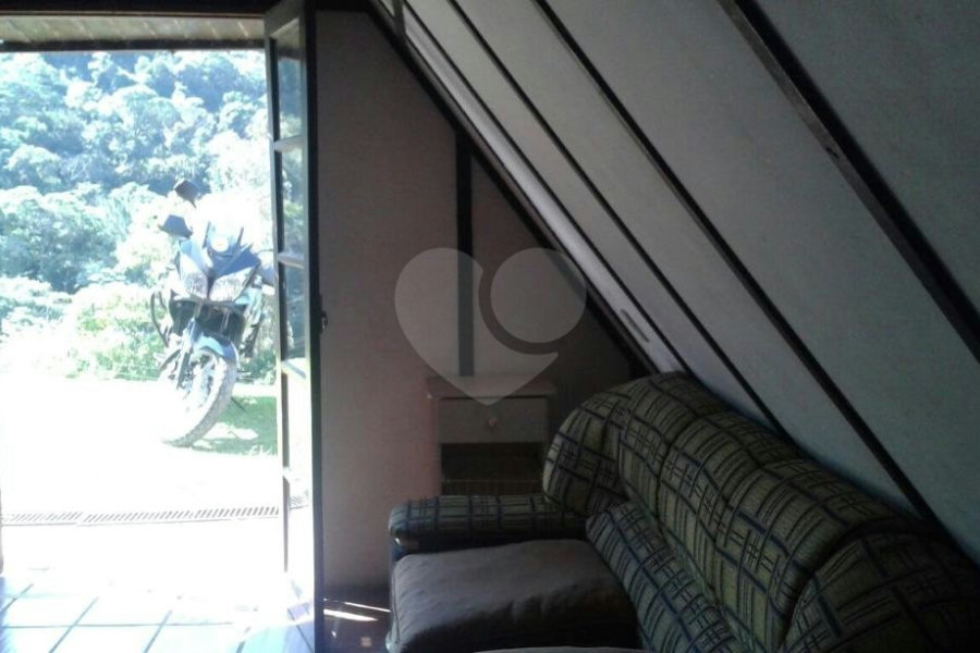 Sobrado à venda com 5 quartos em Jardim Mairiporã, Mairiporã, SP