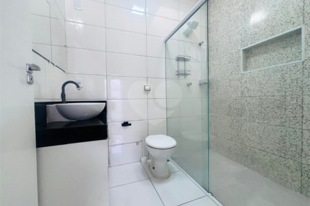 Casa à venda com 2 suítes no condomínio Horto Florestal III, Sorocaba - SP