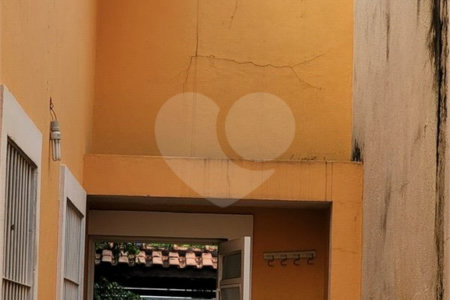 Casa à venda com 3 quartos, sendo 1 suíte, em Vila Vitório Mazzei, São Paulo, SP