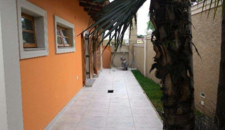 Casa à venda com 3 suítes em Vila Paiva, São Paulo, SP