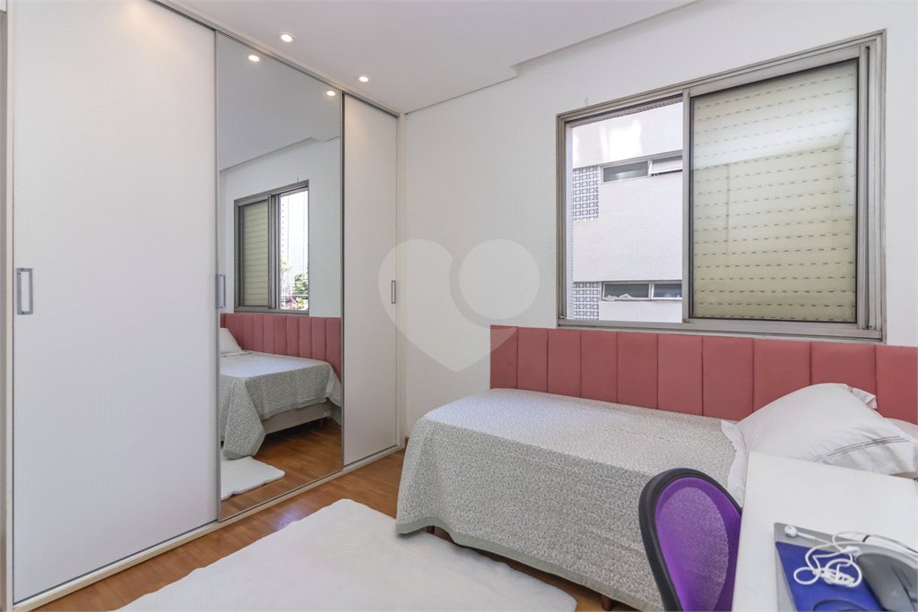 Apartamento à venda com 3 quartos, sendo 1 suíte, em Itaim Bibi, São Paulo, SP